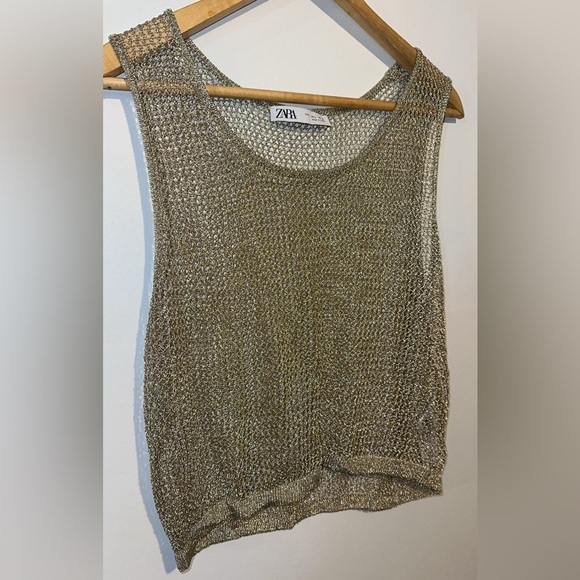 Zara Women’s Metallic Gold Mesh Tank Top - Picture 3 of 5